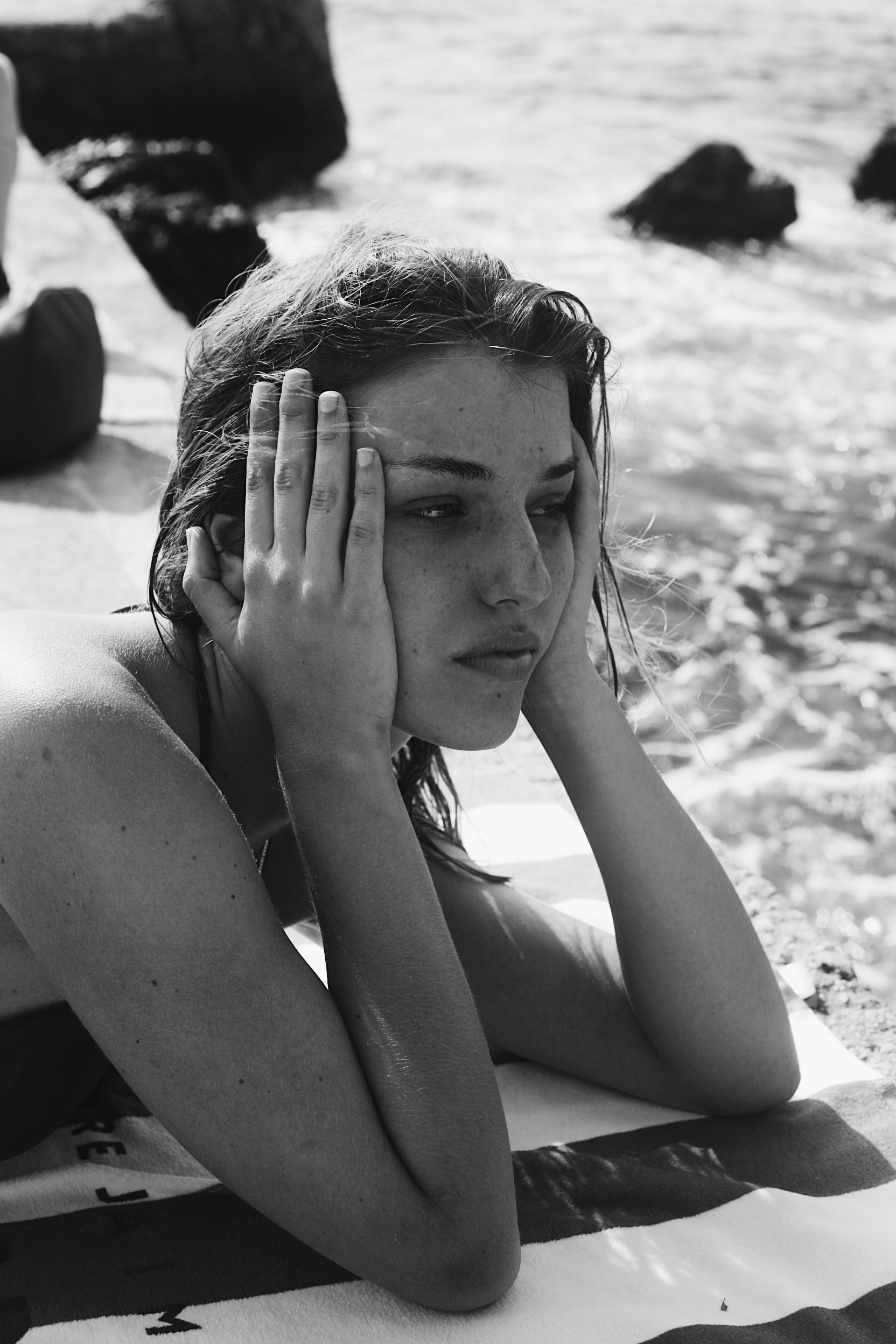 black-and-white-beach-2