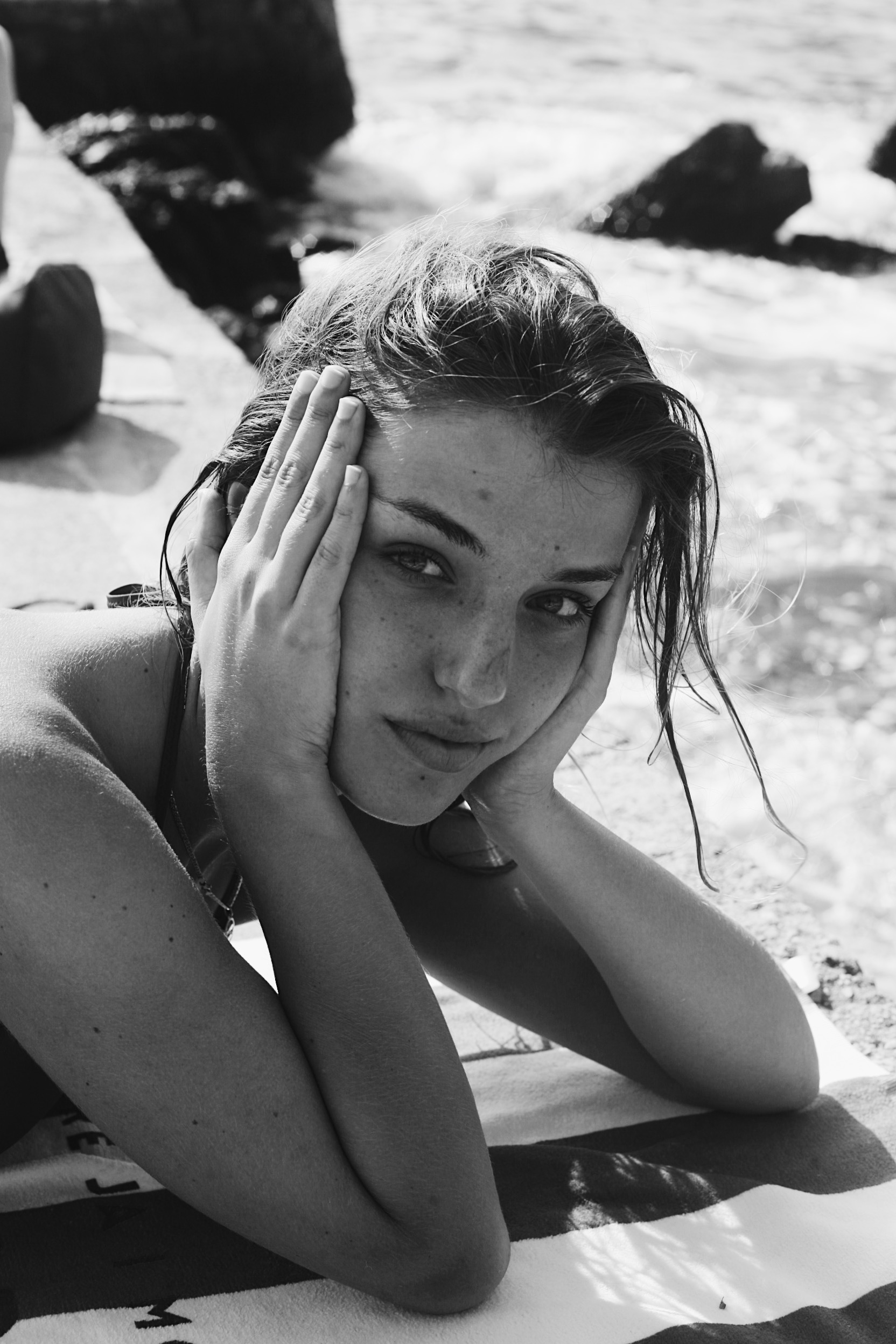 black-and-white-beach-3